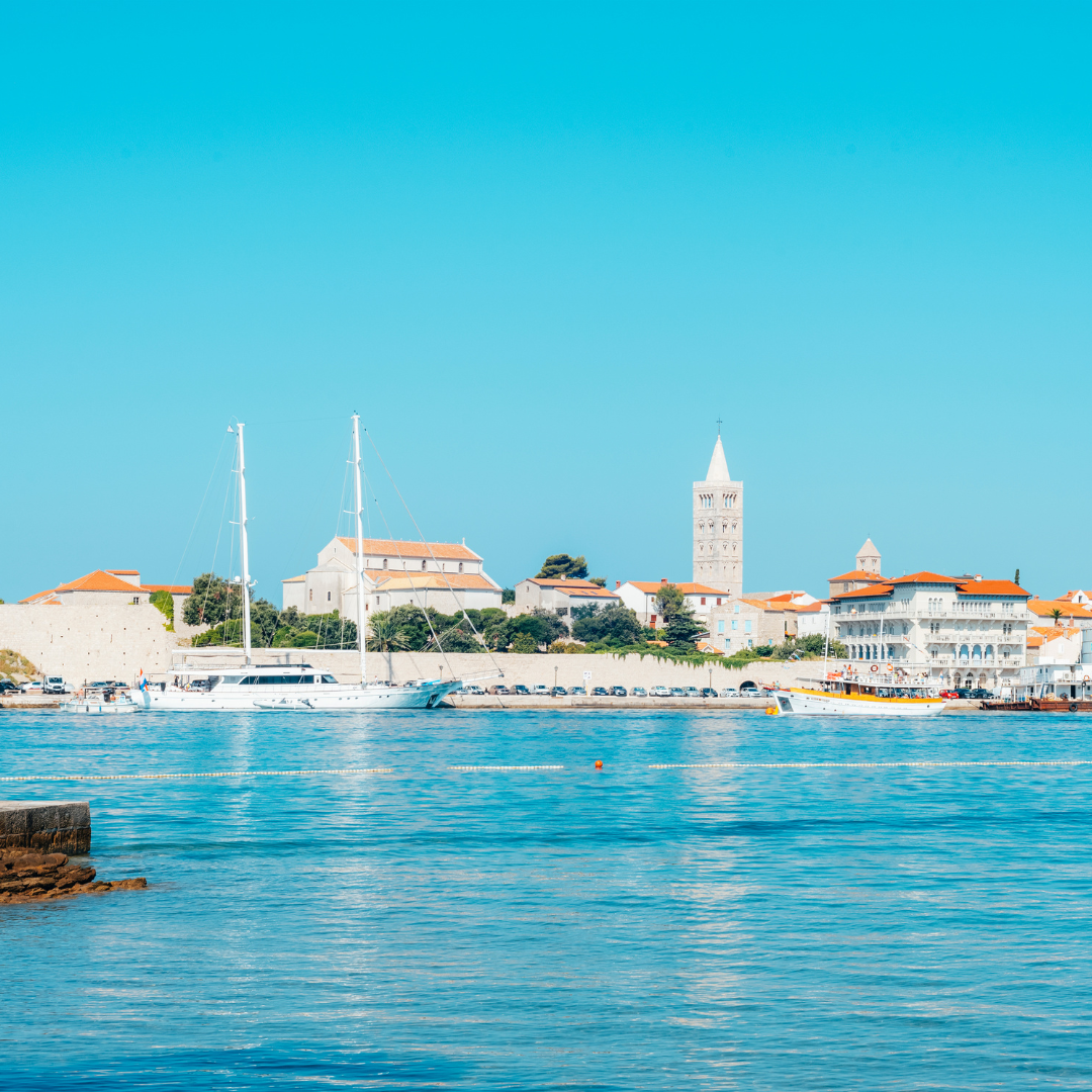 Razgled Raba & kupanje na Rajskoj plaži